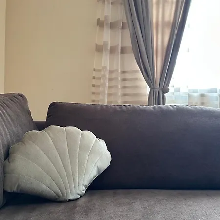 Sea View South * צרבו