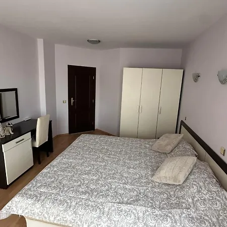 Sea View South * צרבו